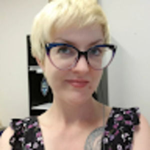 Meet your Posher, Carlie